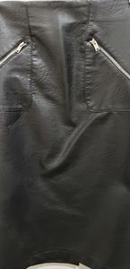 NWT 2016 ZARA faux leather skirt sz small